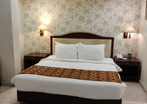 Executive Room(For 2 Persons)