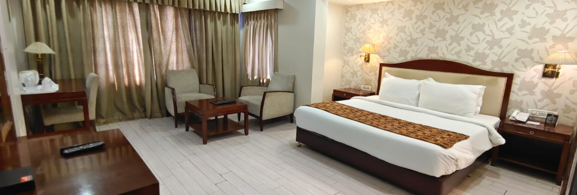 Executive Room(For 2 Persons)