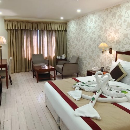 Suite Room(For 2 persons)